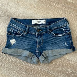 Abercrombie & Fitch low rise jean shorts